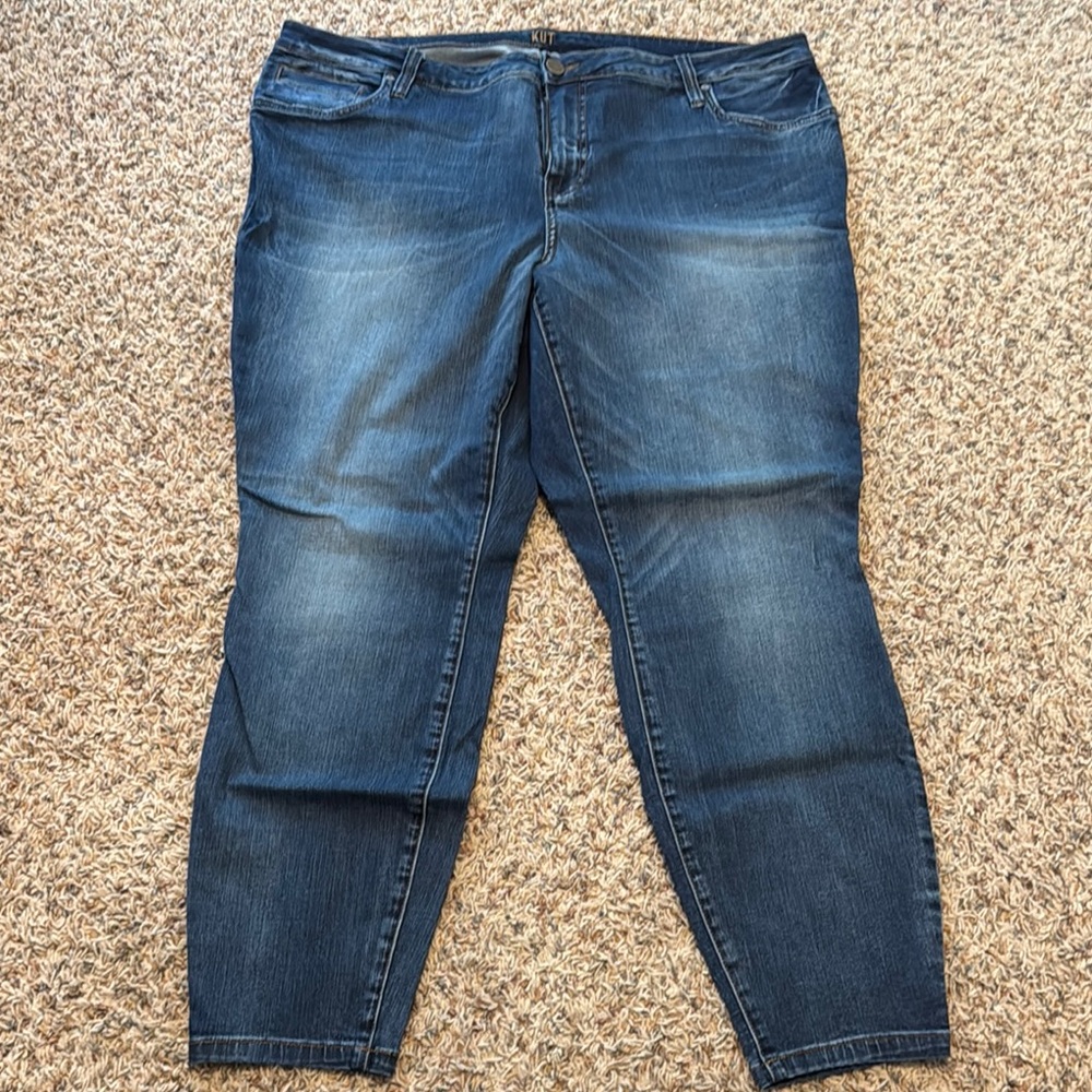 Kut from the Kloth Blue Ankle Cropped Jeans